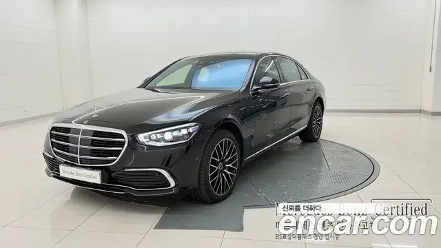 Mercedes-Benz S-Class 2025 — Фото 10/20