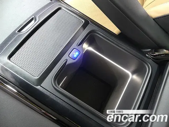 Land Rover Range Rover Sport 2025 — Photo 19/20