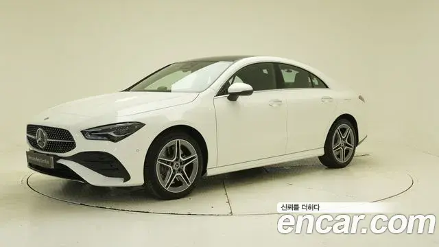 Mercedes-Benz CLA-Class 2026 — Photo 10/20