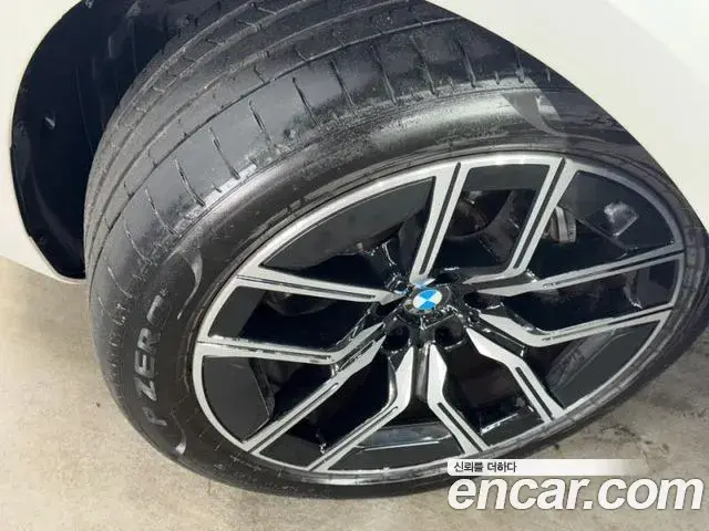 BMW 7 Series 2024 — Şəkil 19/20