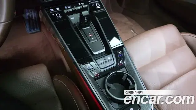 Porsche 911 2024 — Photo 23/36