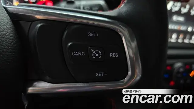 Jeep Wrangler 2021 — ფოტო 6/34