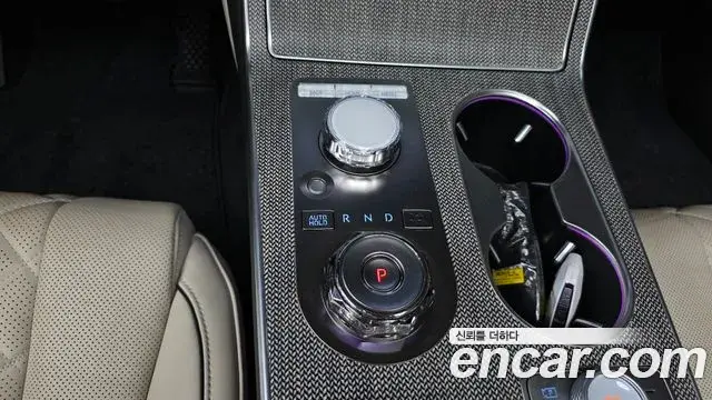 Genesis GV80 2024 — Photo 8/36