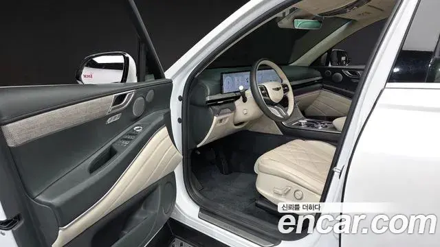 Genesis GV80 2024 — Photo 17/36