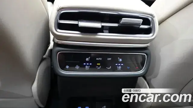 Genesis GV80 2024 — Photo 23/36