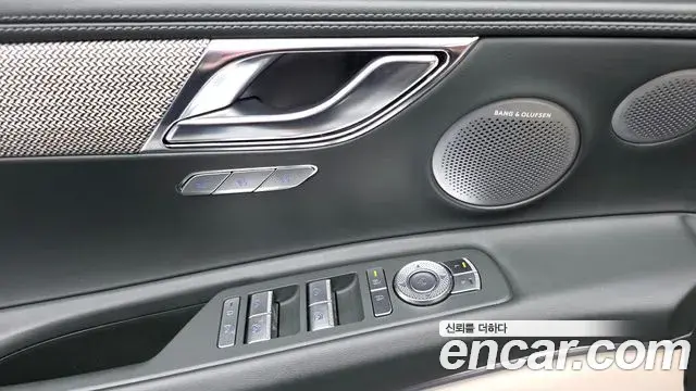 Genesis GV80 2024 — Photo 25/36