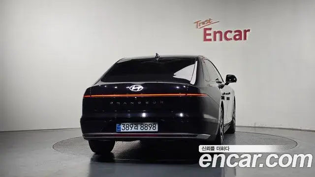 Hyundai Grandeur 2023 — Photo 4/20