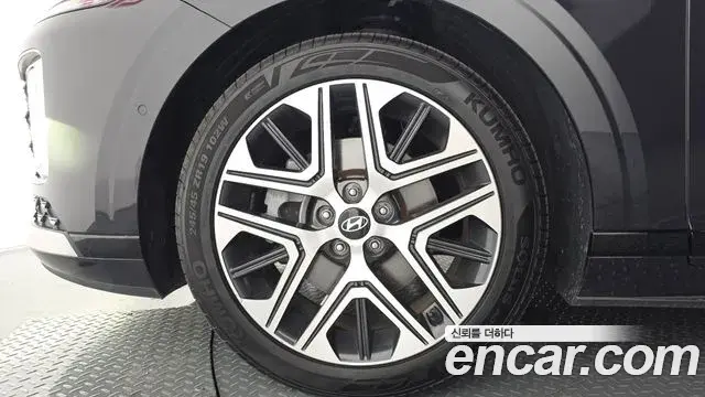 Hyundai Grandeur 2023 — Photo 5/20