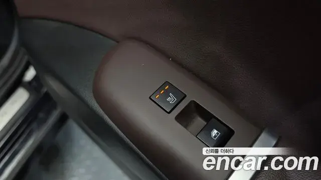 Hyundai Grandeur 2023 — Photo 19/20