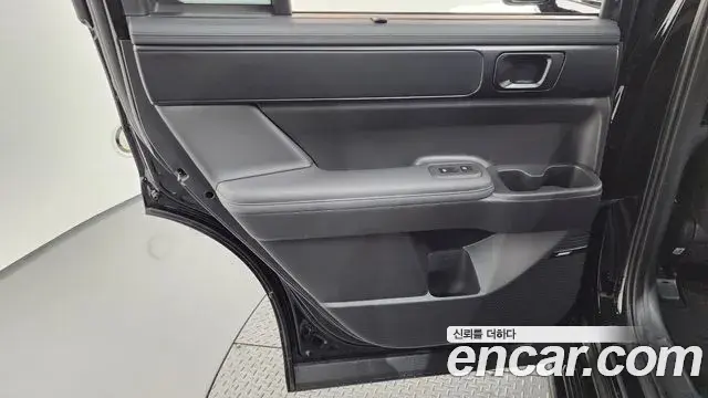 Hyundai Santa Fe 2025 — ფოტო 14/37