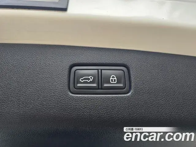 Genesis GV70 2021 — Photo 7/20