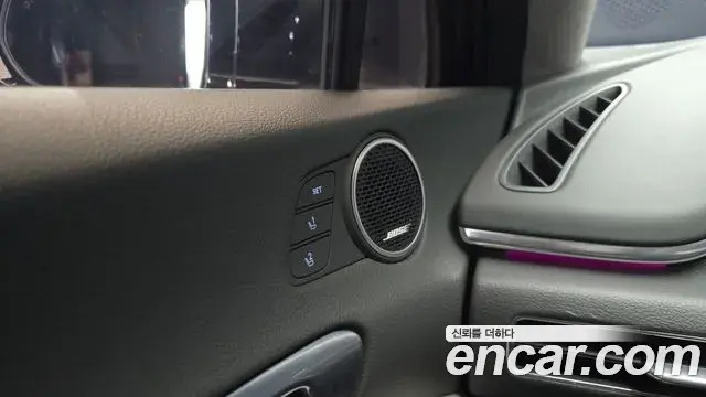 Hyundai Sonata Hybrid 2019 — Photo 6/33