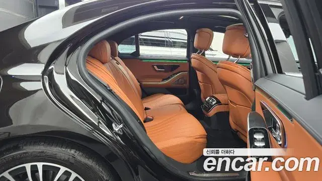 Mercedes-Benz S-Class 2022 — Фото 12/20