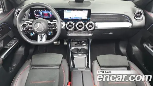 Mercedes-Benz GLB-Class 2025 — Фото 7/20
