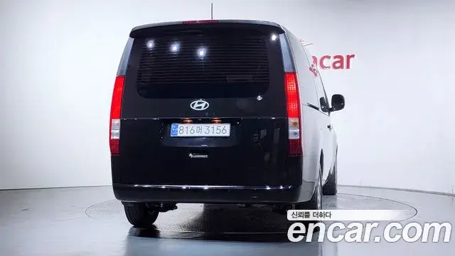 Hyundai Staria 2024 — Фото 4/20
