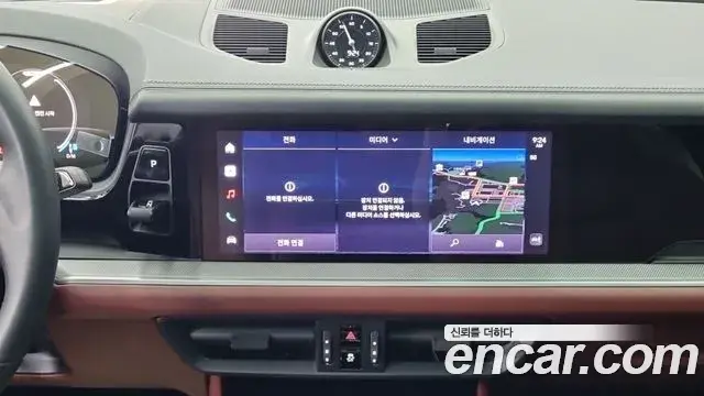 Porsche Cayenne 2026 — Photo 16/18