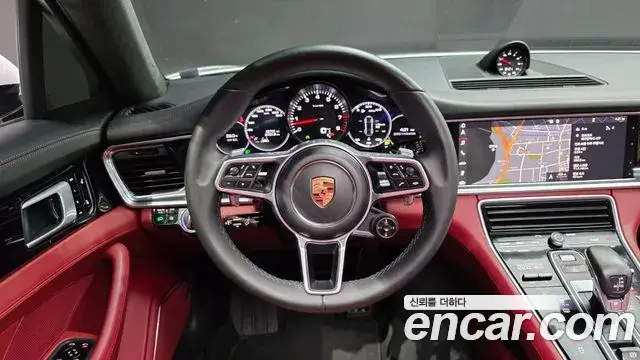 Porsche Panamera 2018 — Фото 12/20