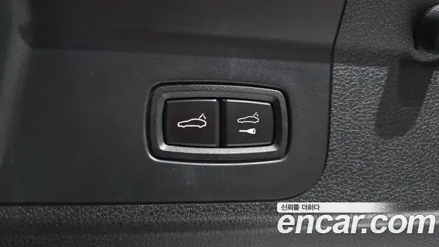 Porsche Panamera 2018 — Фото 18/20
