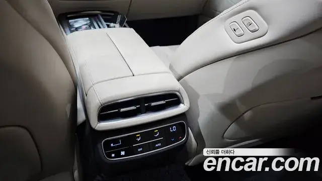Genesis G80 2022 — ფოტო 15/34