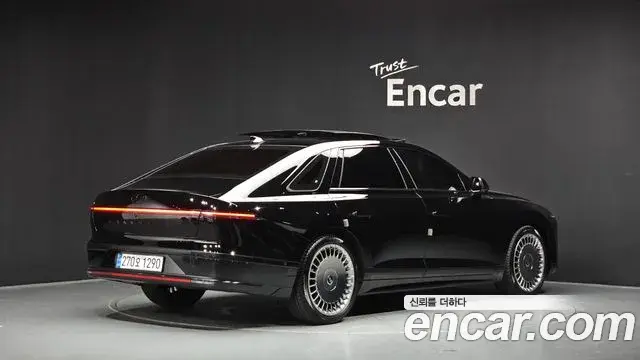 Hyundai Grandeur 2023 — Фото 2/20