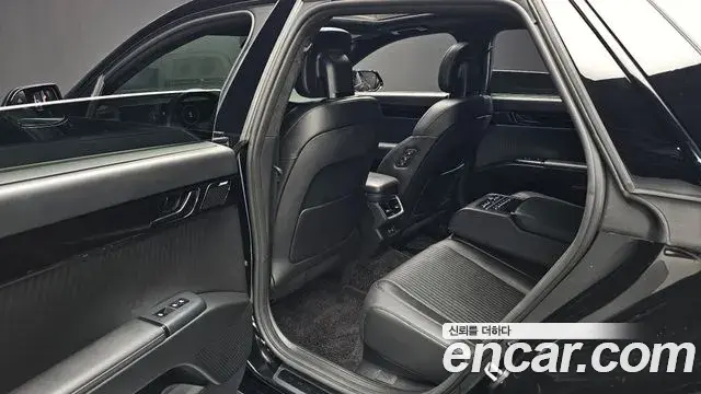 Hyundai Grandeur 2023 — Фото 12/20