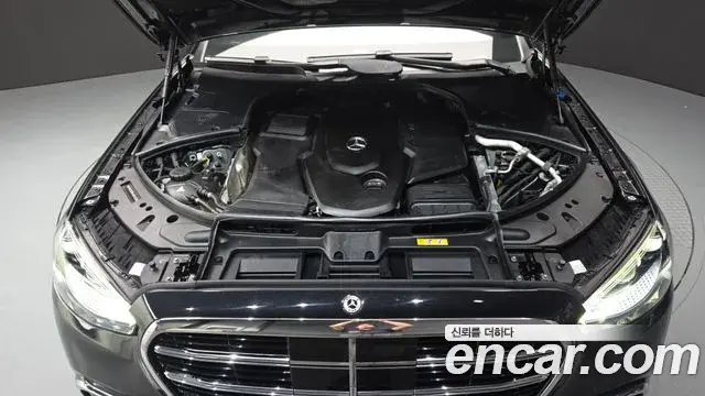 Mercedes-Benz S-Class 2022 — Фото 6/20