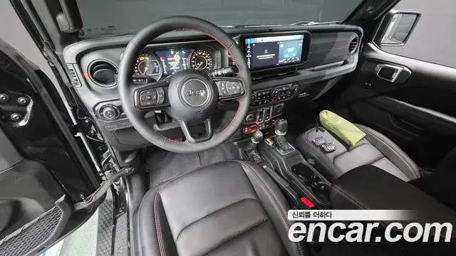 Jeep Wrangler 2024 — Şəkil 8/32