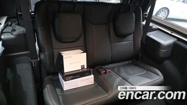 Jeep Wrangler 2024 — Şəkil 10/32