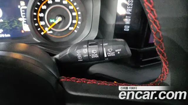 Jeep Wrangler 2024 — Şəkil 17/32