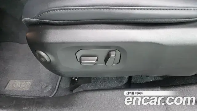 Jeep Wrangler 2024 — Şəkil 20/32