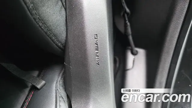 Jeep Wrangler 2024 — Şəkil 21/32