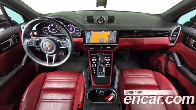 Porsche Cayenne 2019 — Şəkil 12/31