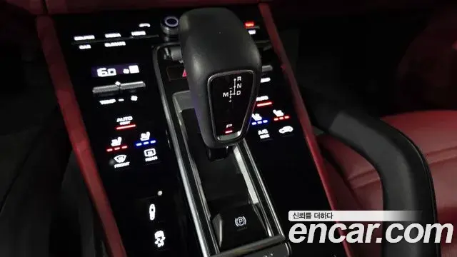 Porsche Cayenne 2019 — Şəkil 1/31