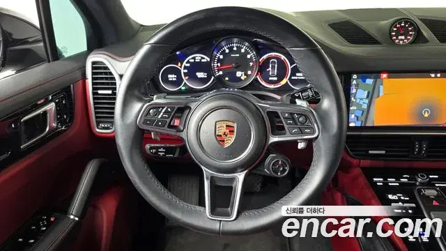 Porsche Cayenne 2019 — Şəkil 18/31