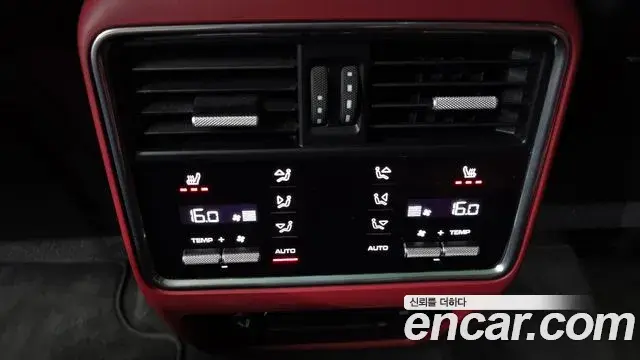 Porsche Cayenne 2019 — Şəkil 23/31