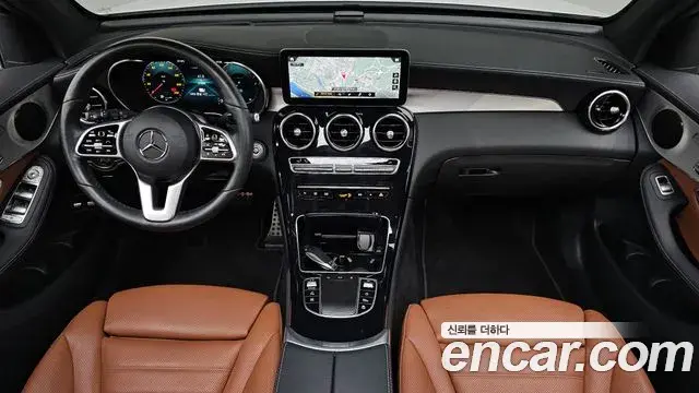 Mercedes-Benz GLC-Class 2022 — Photo 11/34