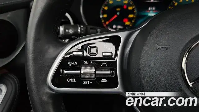 Mercedes-Benz GLC-Class 2022 — Photo 8/34