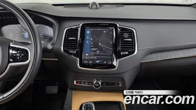 Volvo XC90 2022 — Фото 14/20