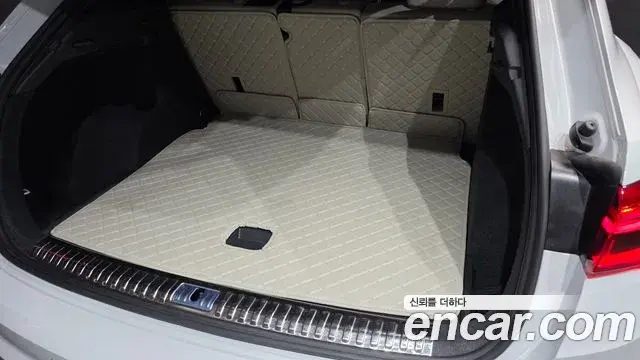 Audi Q3 2022 — Şəkil 22/31