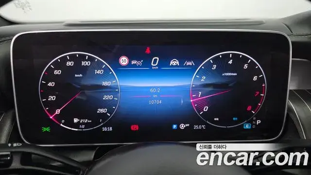 Mercedes-Benz GLC-Class 2025 — Фото 8/20
