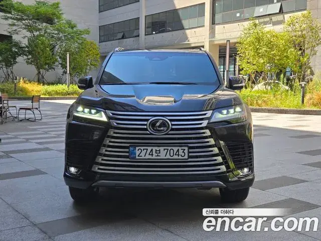 Lexus LX 2025 — Фото 2/20