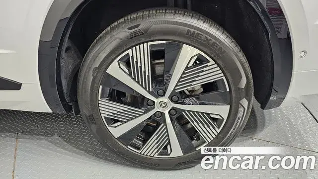 Renault Samsung Grand Koleos 2025 — Photo 22/33