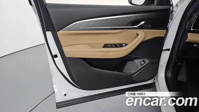 Renault Samsung Grand Koleos 2025 — Photo 5/33