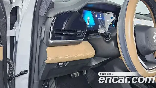 Renault Samsung Grand Koleos 2025 — Photo 16/33