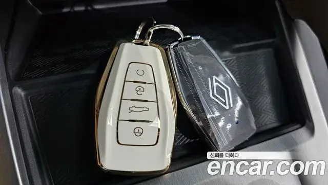 Renault Samsung Grand Koleos 2025 — Photo 17/33