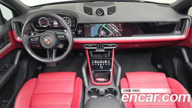 Porsche Cayenne 2024 — Photo 23/39