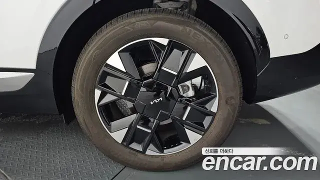 Kia Sportage 2024 — Şəkil 13/34