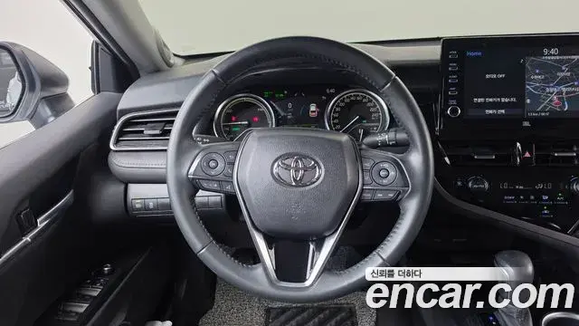 Toyota Camry 2024 — Şəkil 30/36