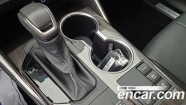 Toyota Highlander 2025 — ფოტო 9/20