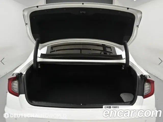 Hyundai Sonata 2022 — Фото 19/20